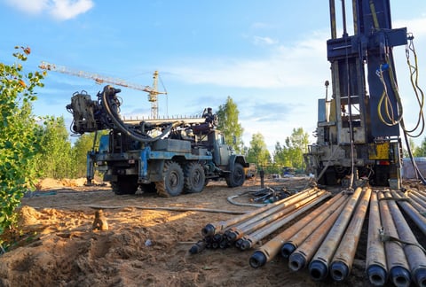 Машина за дълбоки основи